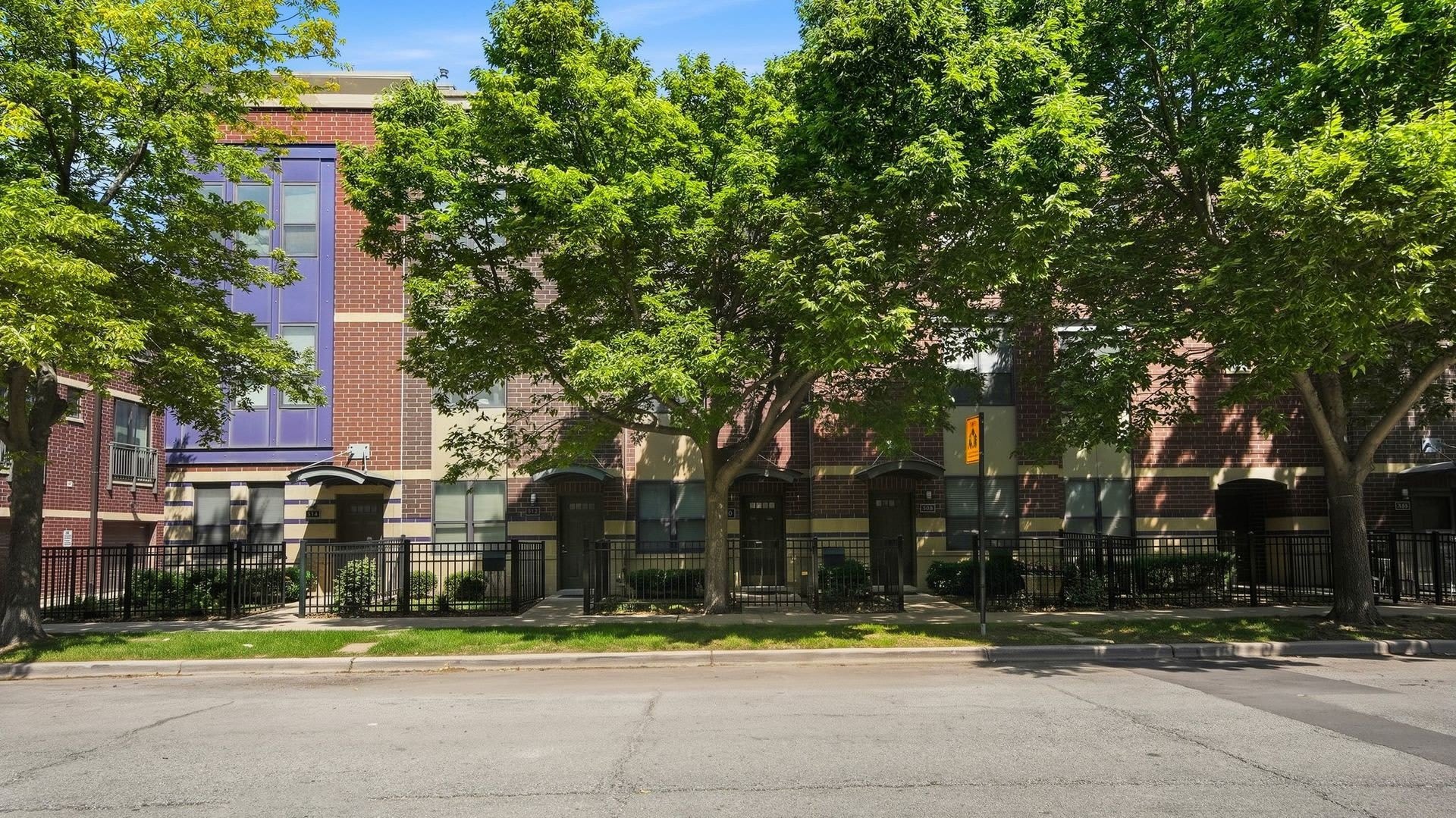 510 W Elm Street – photo 2