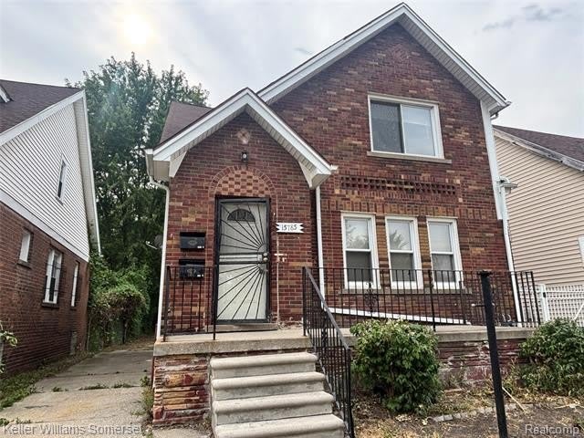 15785 Pinehurst Street – photo 1