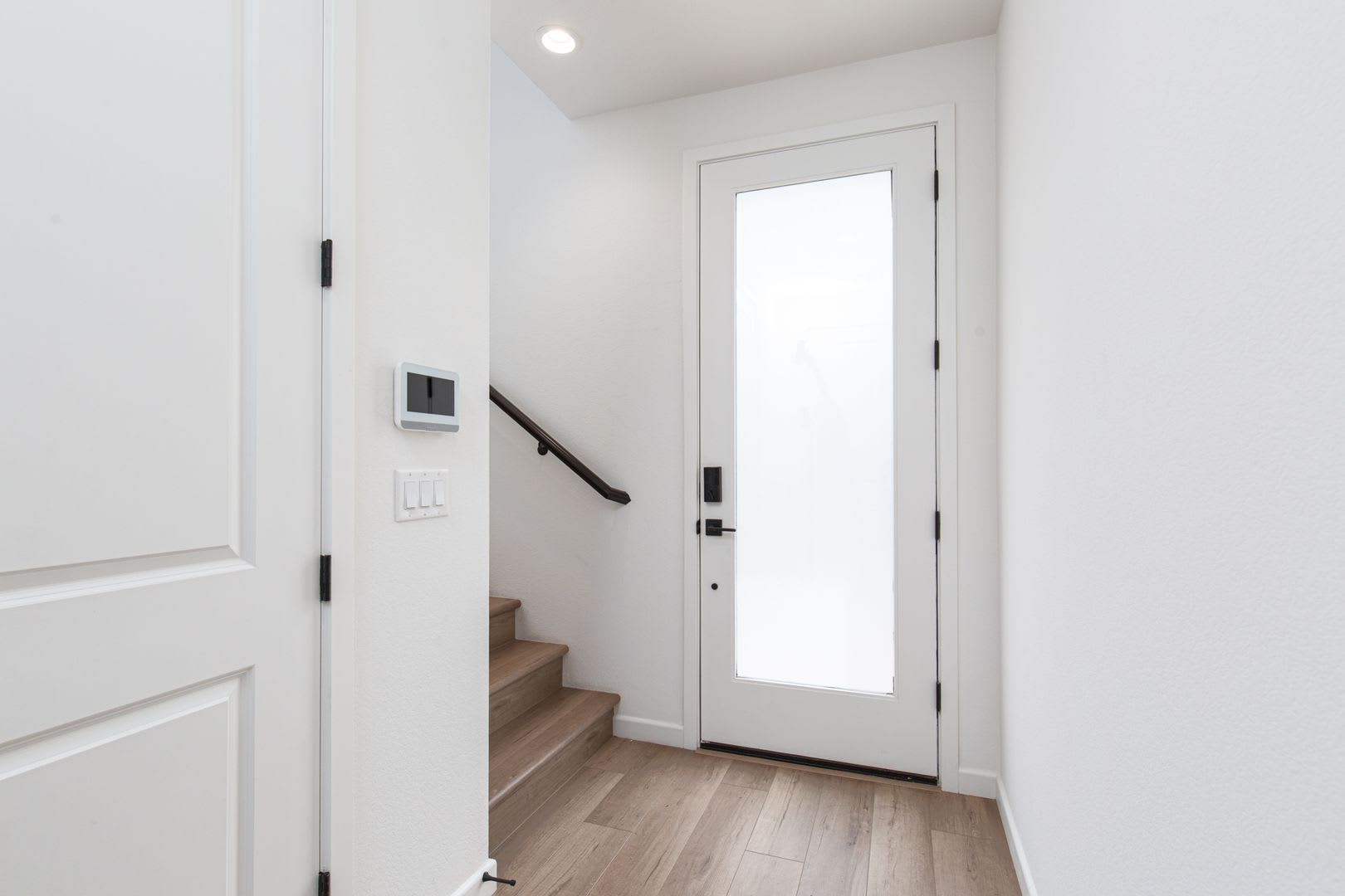 4 bedroom Upscale Townhome – photo 4