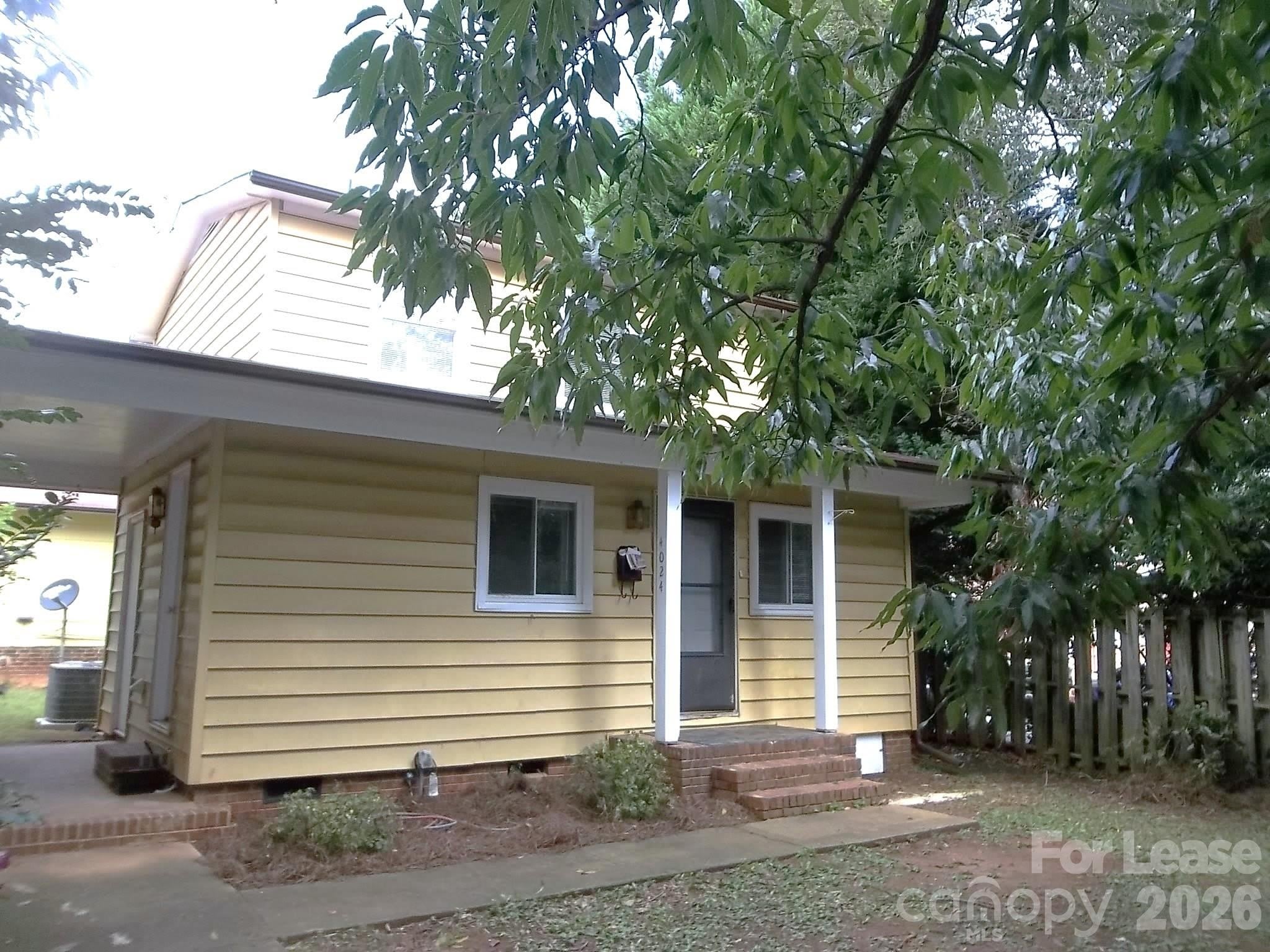 4024 Rosehaven Drive – photo 2