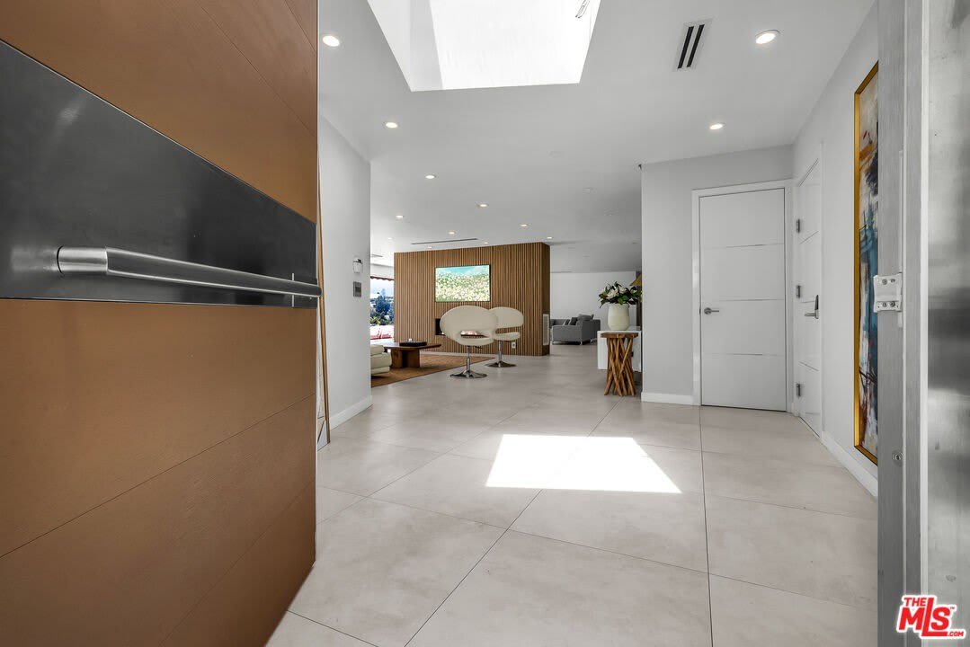 849 Glenmere Way – photo 4