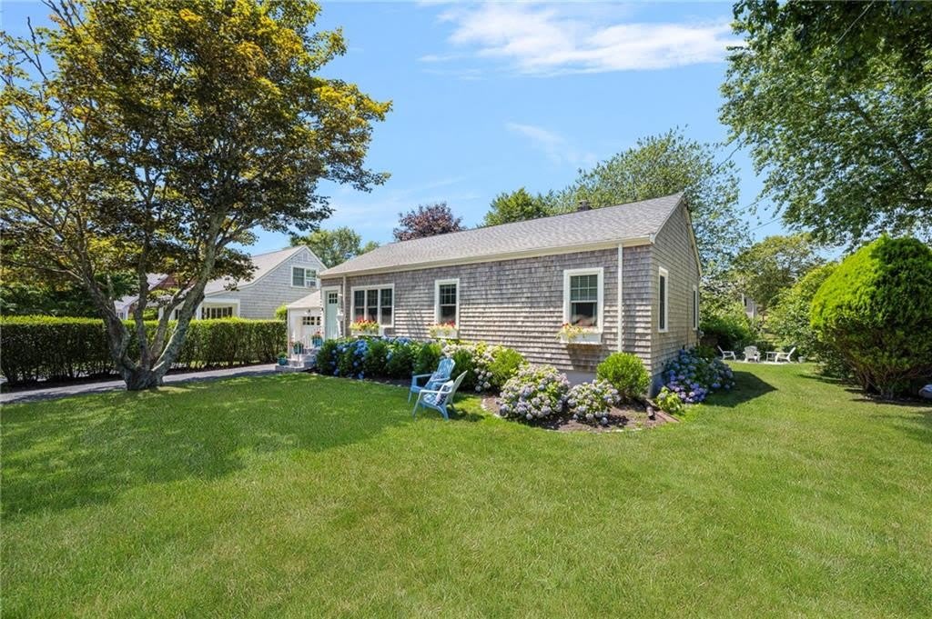 133 Carroll Avenue – photo 3