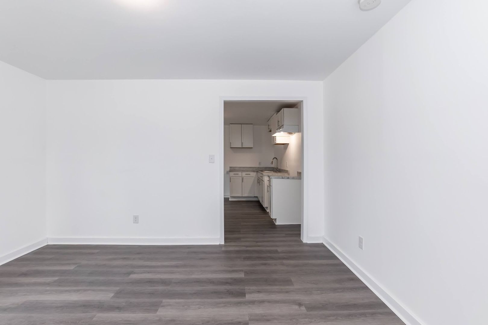 Completely Remodeled One Bedroom Home! – photo 5