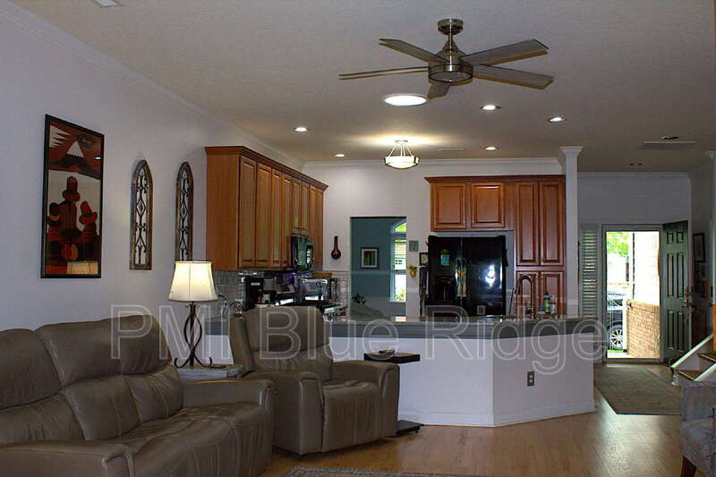 112 Victoria Park Drive – photo 4