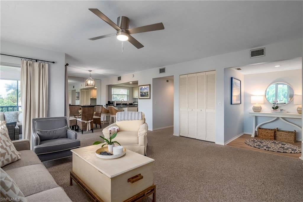 105 GEORGETOWN Blvd – photo 2