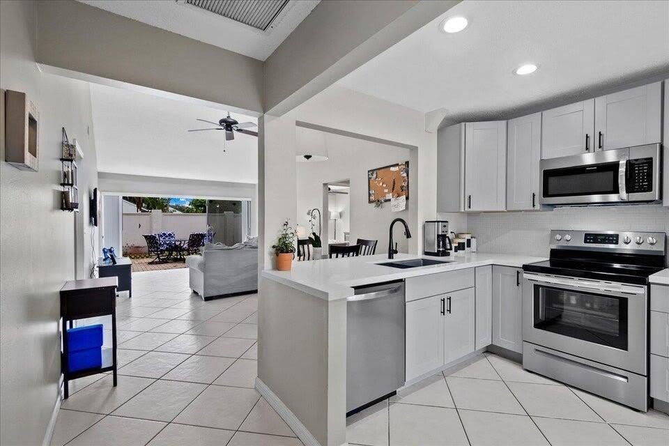 12875 Spinnaker Lane – photo 3
