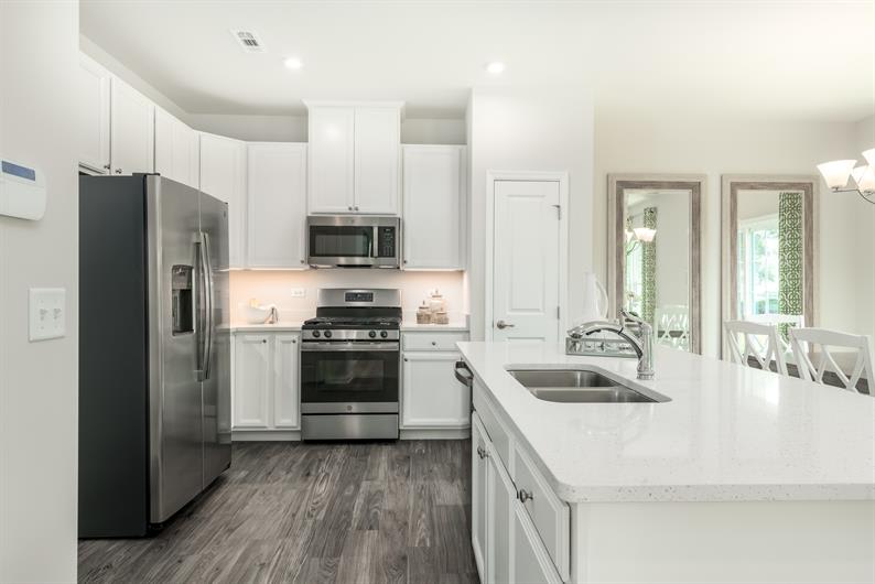 204 Dana Dr – photo 4