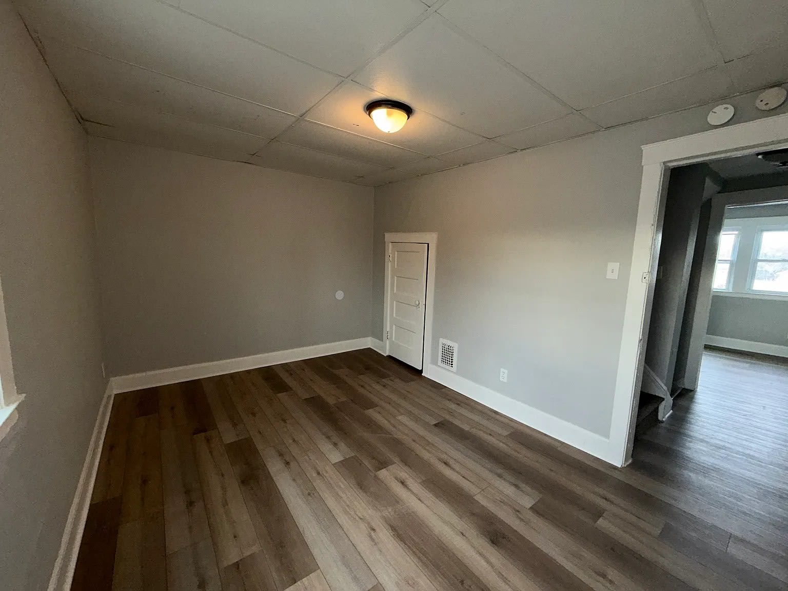 477 23Rd Street 3 – photo 2