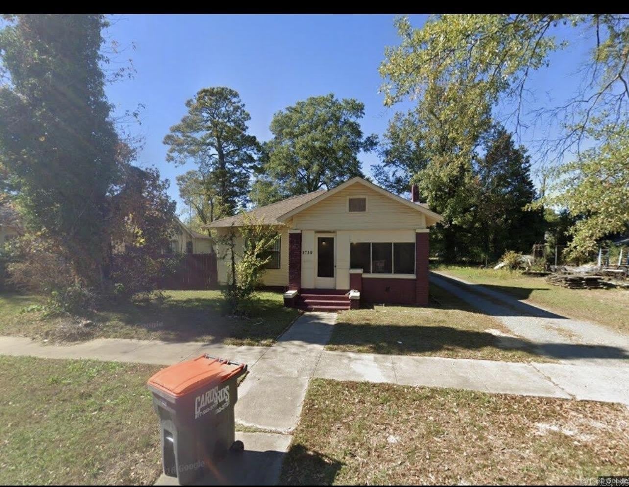 1710 SE Elm Street – photo 1