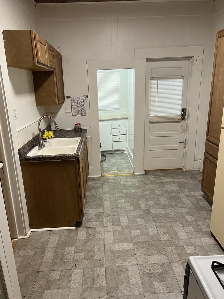 818 N Wheless Ave – photo 5