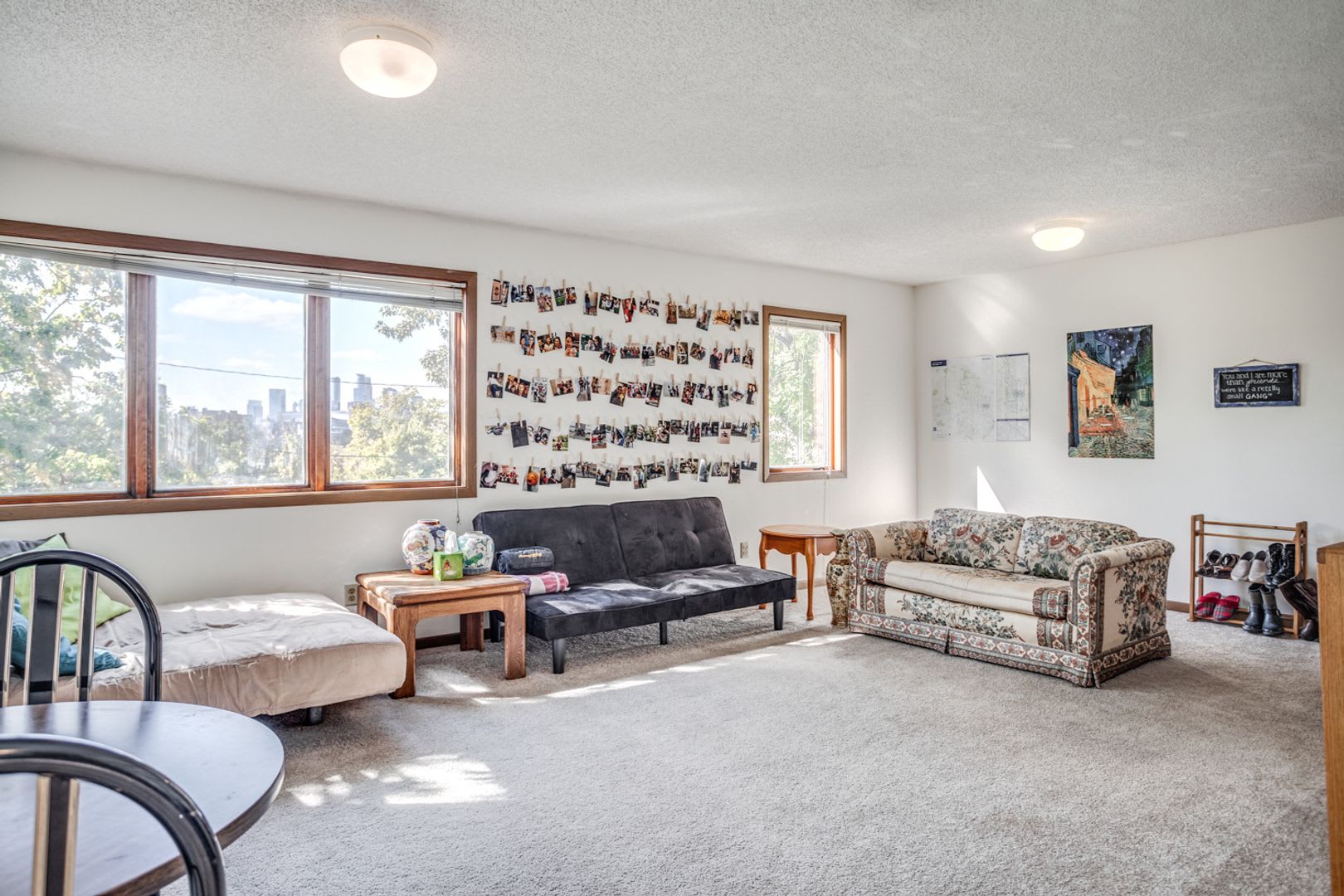 Spacious 5 Bedroom 2 Bathroom Unit Close To Campus – photo 2