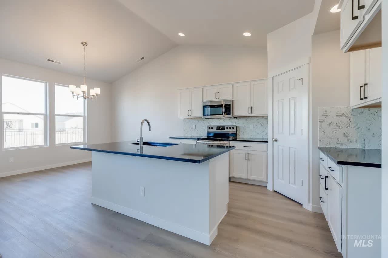 4382 West Sunny Cove Street – photo 4