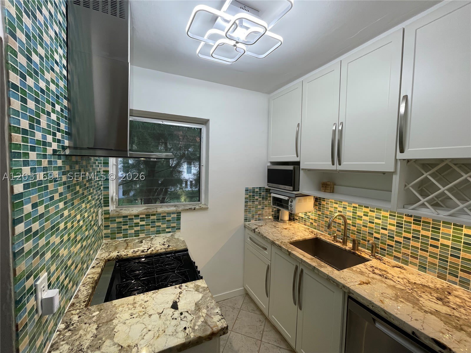 4740 Pine Tree Dr – photo 5