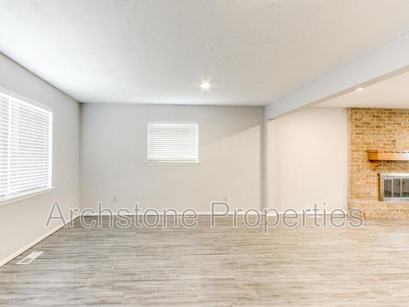 2524 Boxwood Avenue – photo 3