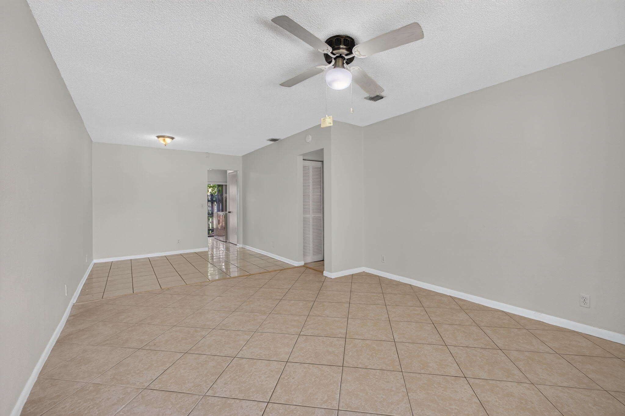 12395 Peconic Court – photo 4
