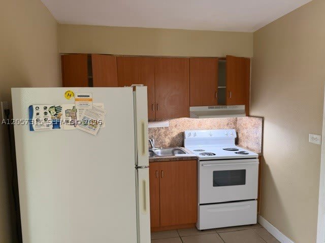 1112 NW 5th Ave – photo 3