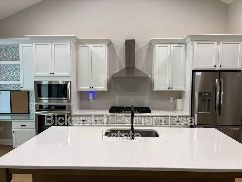 311 Mulberry Crossing Drive – photo 3