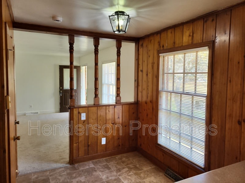 7512 Briardale Drive – photo 3