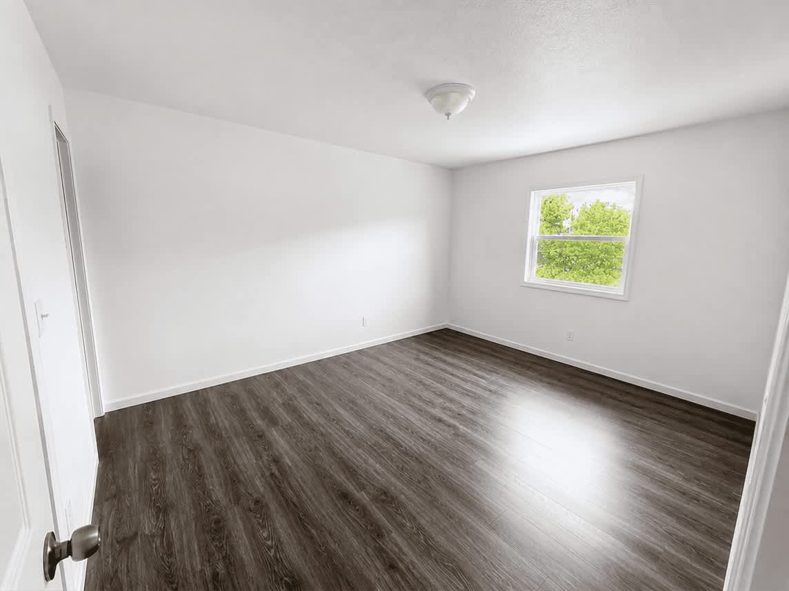 2034 Catalpa Dr. – photo 5