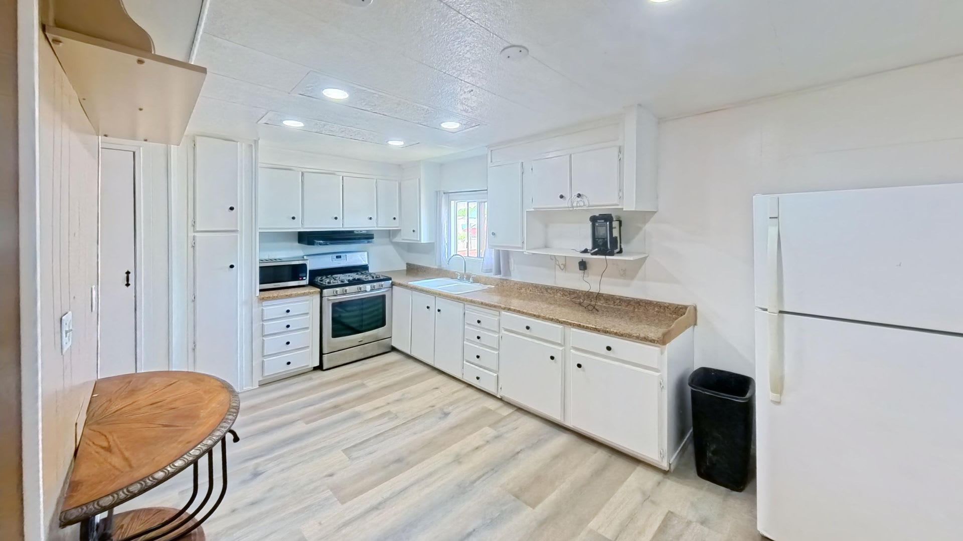 30100 Lakeview Ave, Nuevo – photo 2