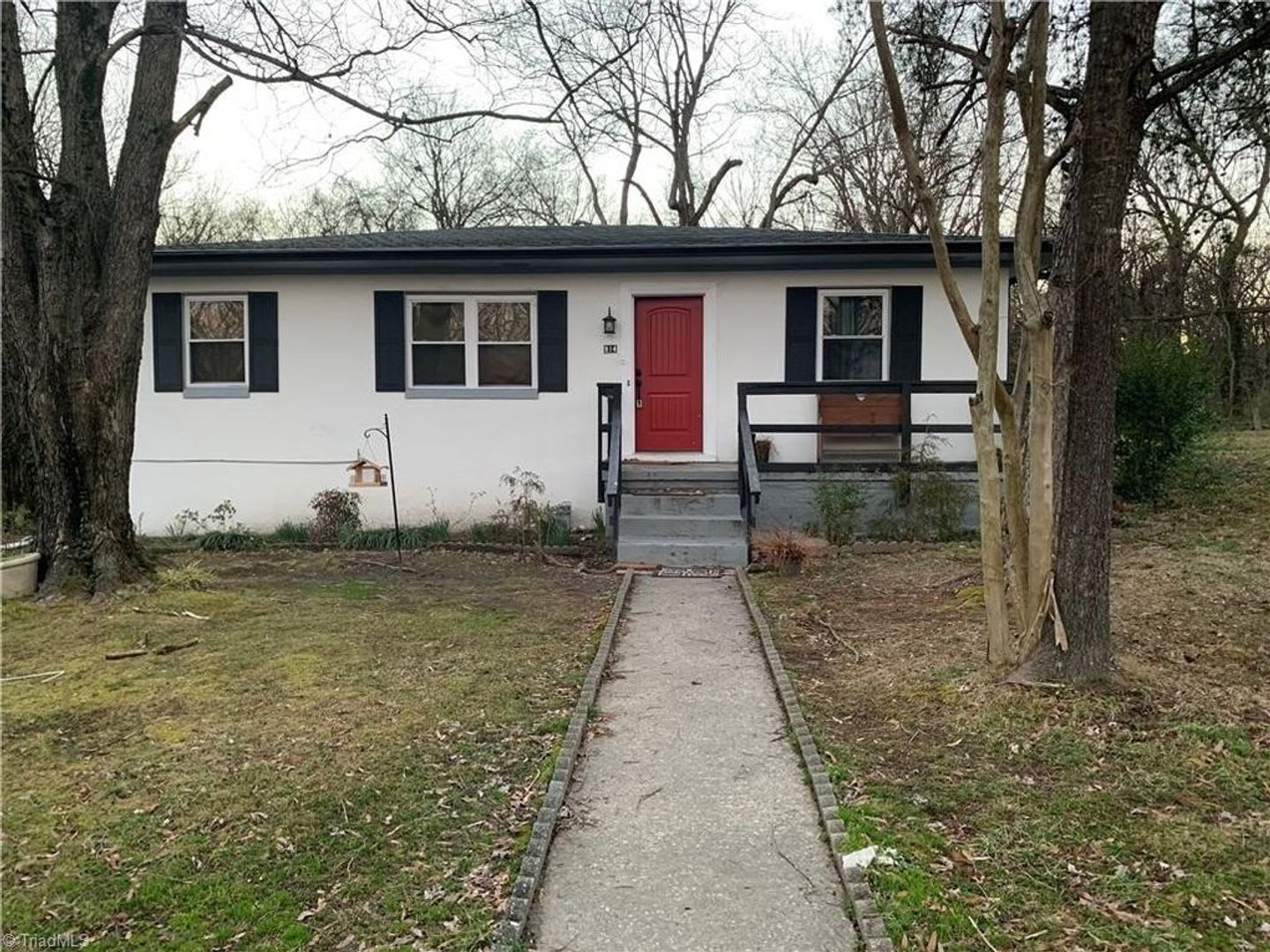 4 BEDROOM/ 1.5 BATH READY THIS JULY! – photo 1