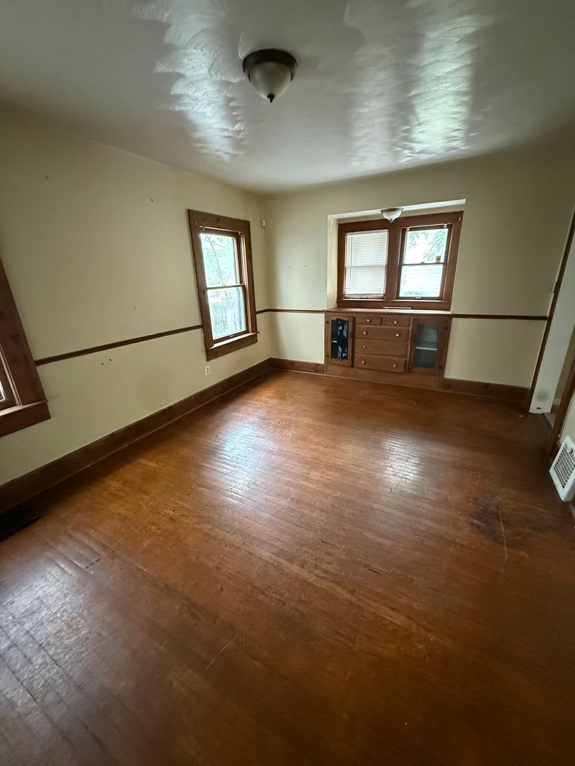 3 Bed 1 Bath – photo 3