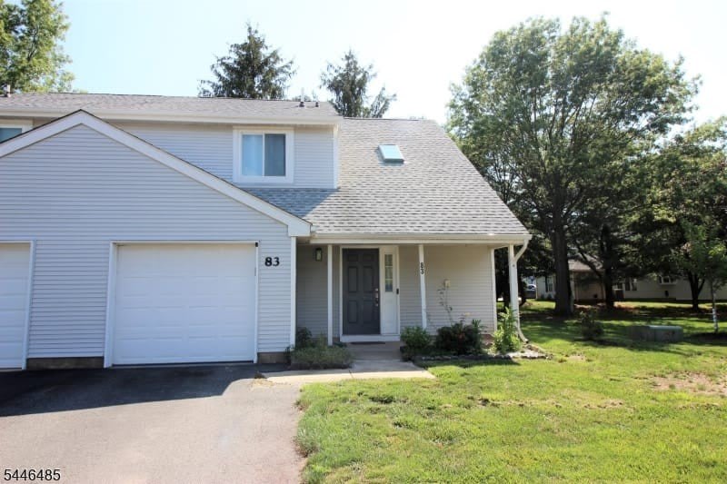 83 Winchester Way – photo 2