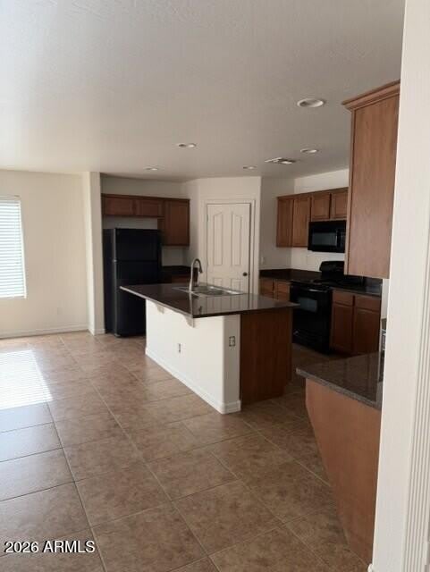 887 W Desert Hills Drive – photo 4