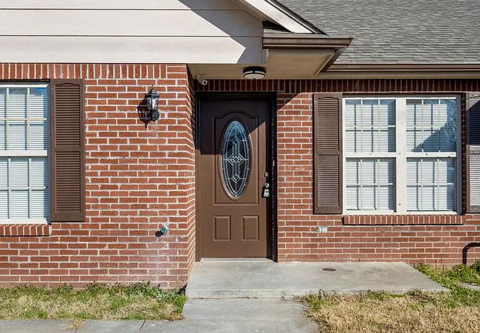 1015 E Grayson Ave – photo 2