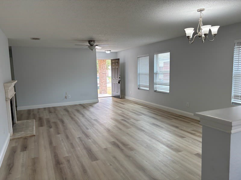 2601 Mitchell Lane – photo 2