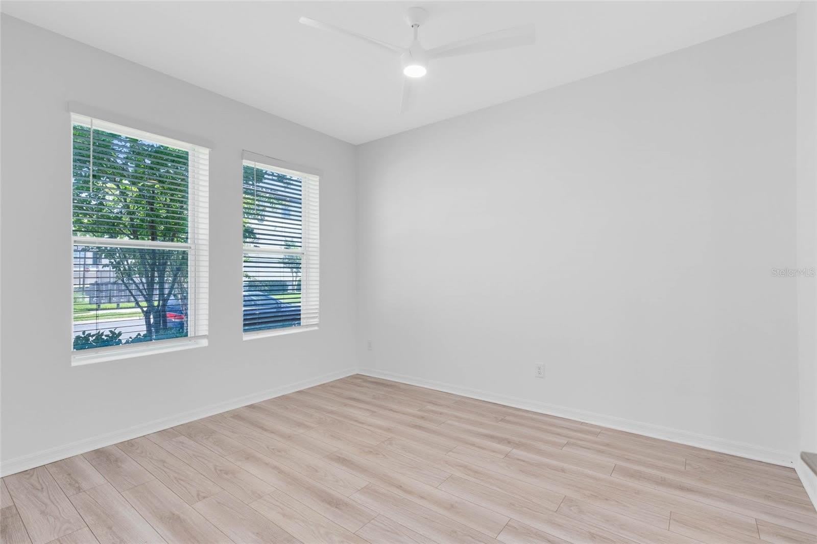 8472 SPERRY Street – photo 3