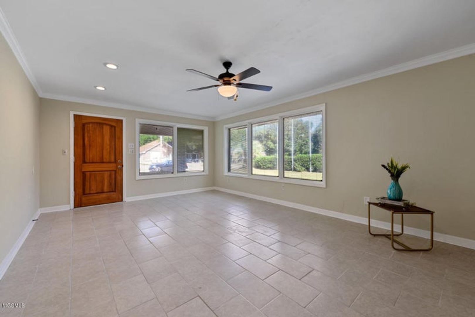 Large Home Close To The Beach – photo 5