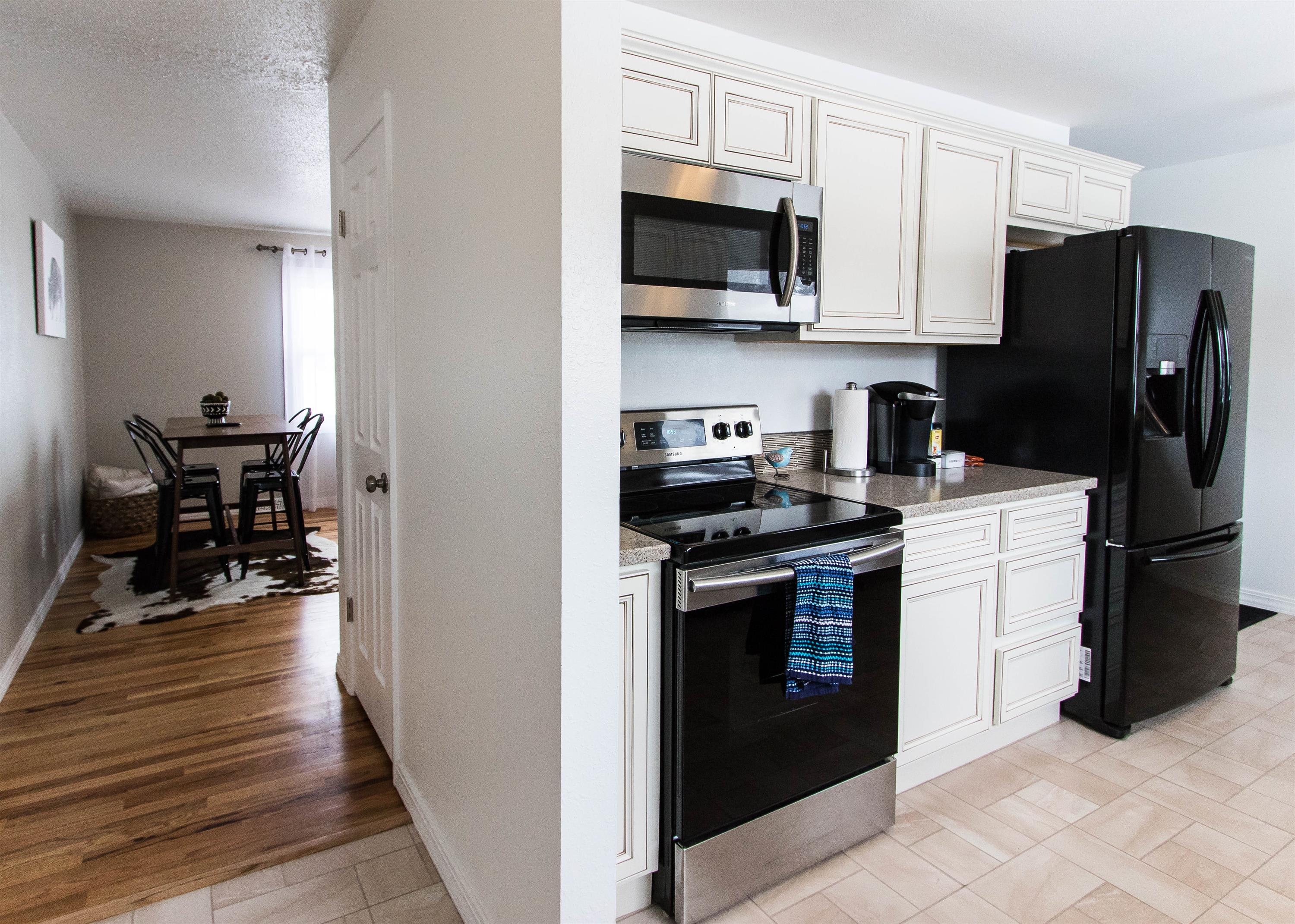 613 Killarney Drive – photo 3