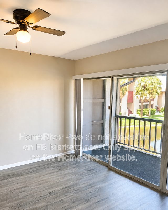 3844 N Lake Dr – photo 4