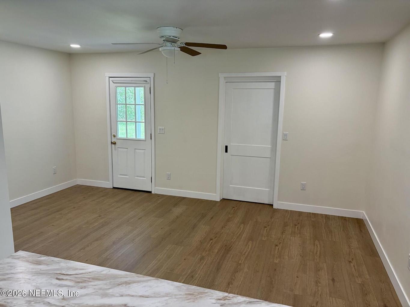 223 North Collen Road – photo 3