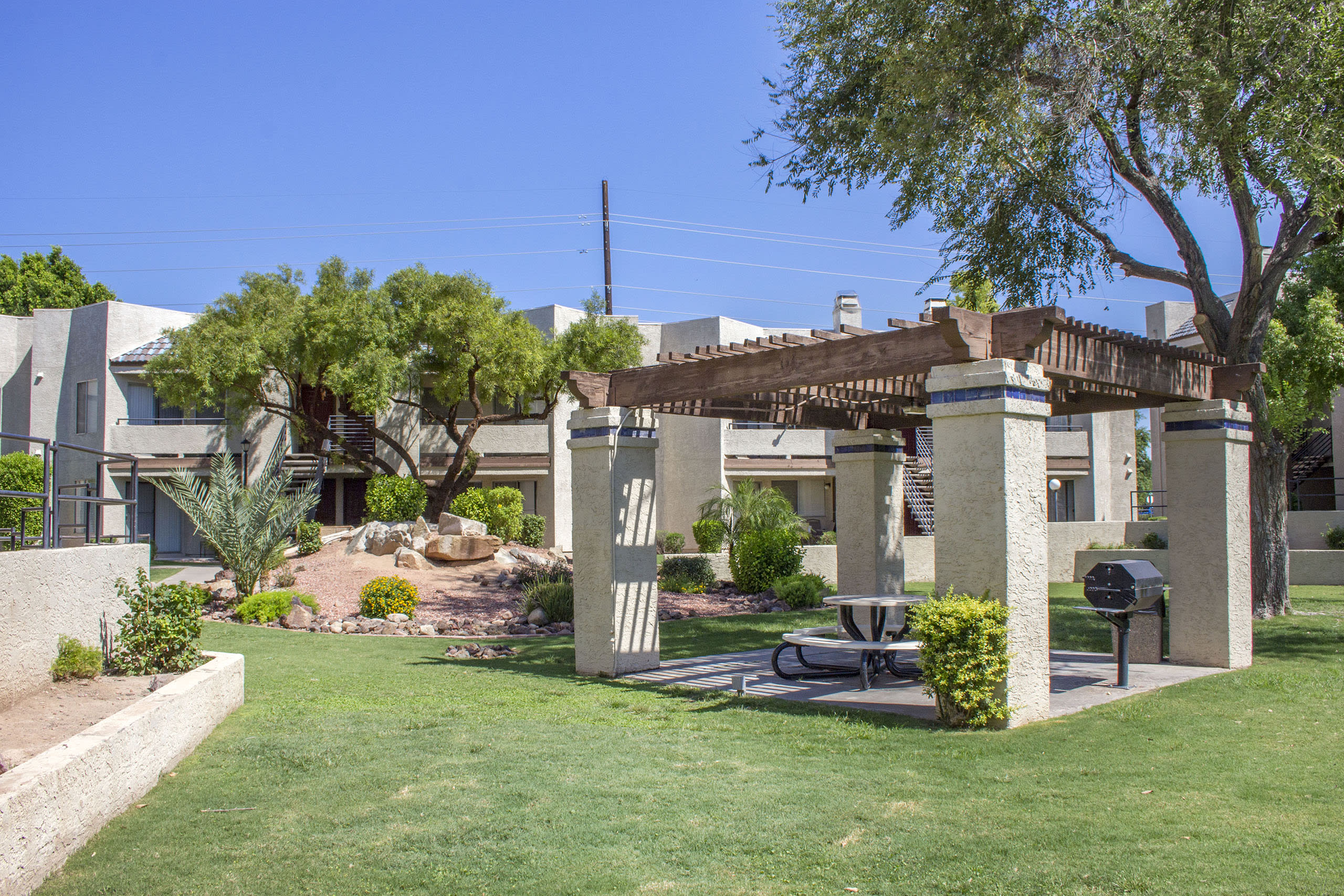 Meadow Glen Apartments – photo 4