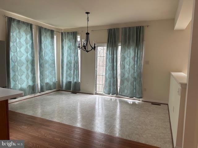 2198 OAK FOREST DR – photo 3