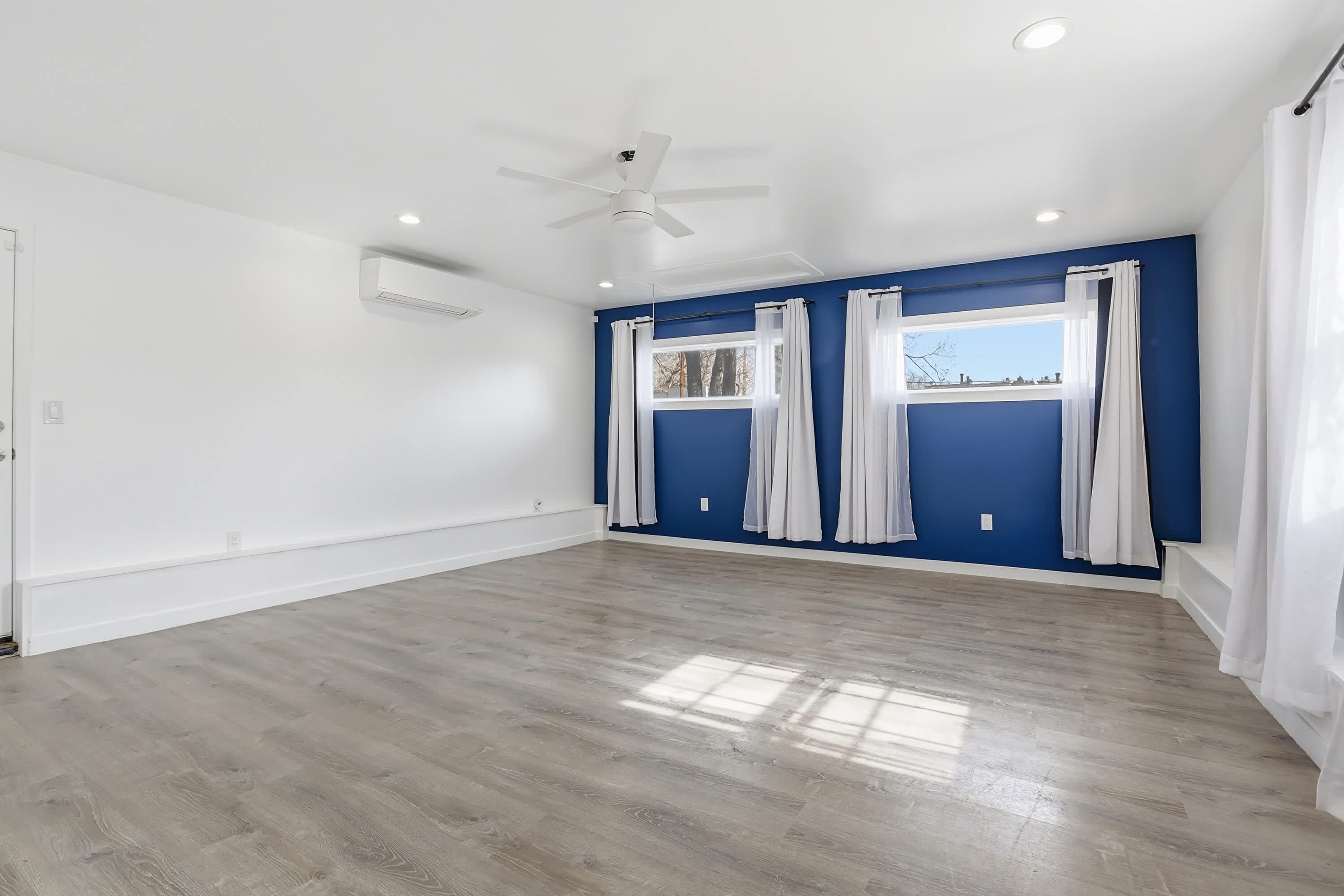 6925 West 14Th Avenue – photo 5