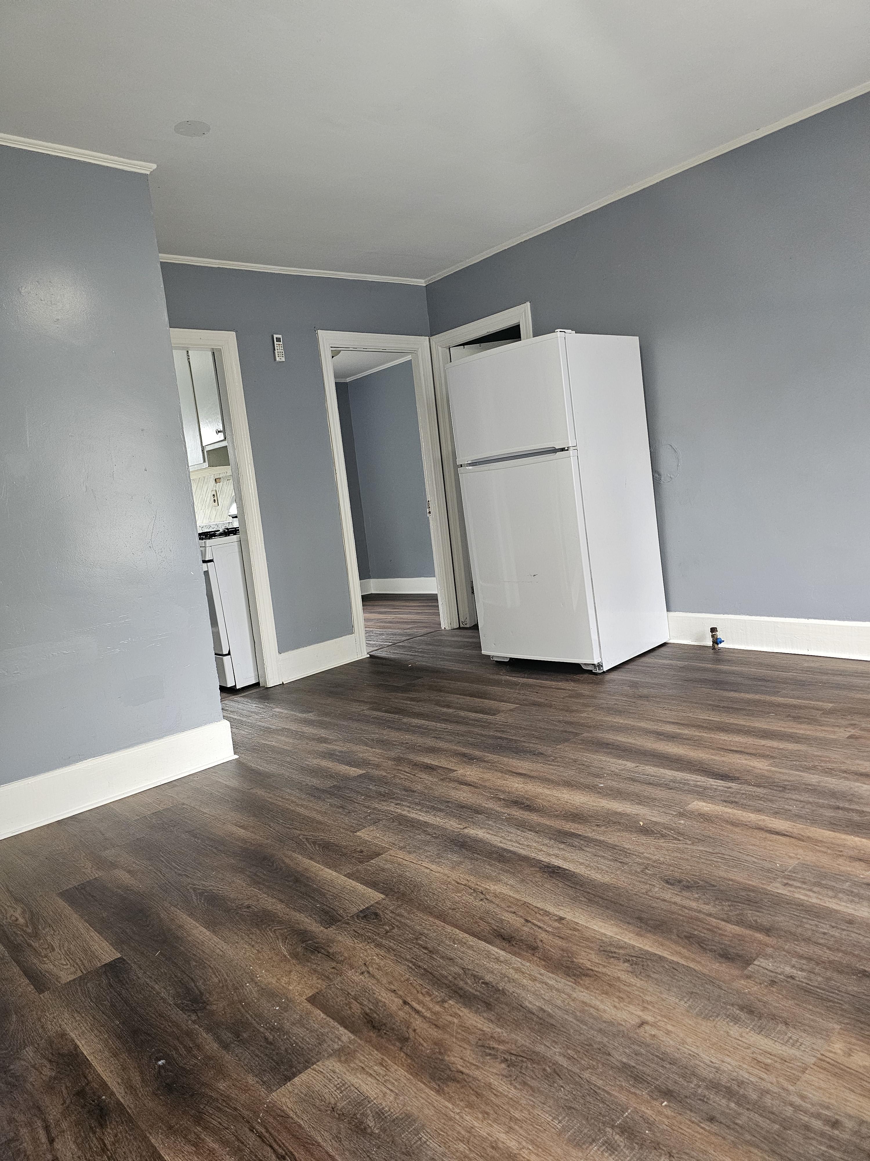 209 Brightman St – photo 5