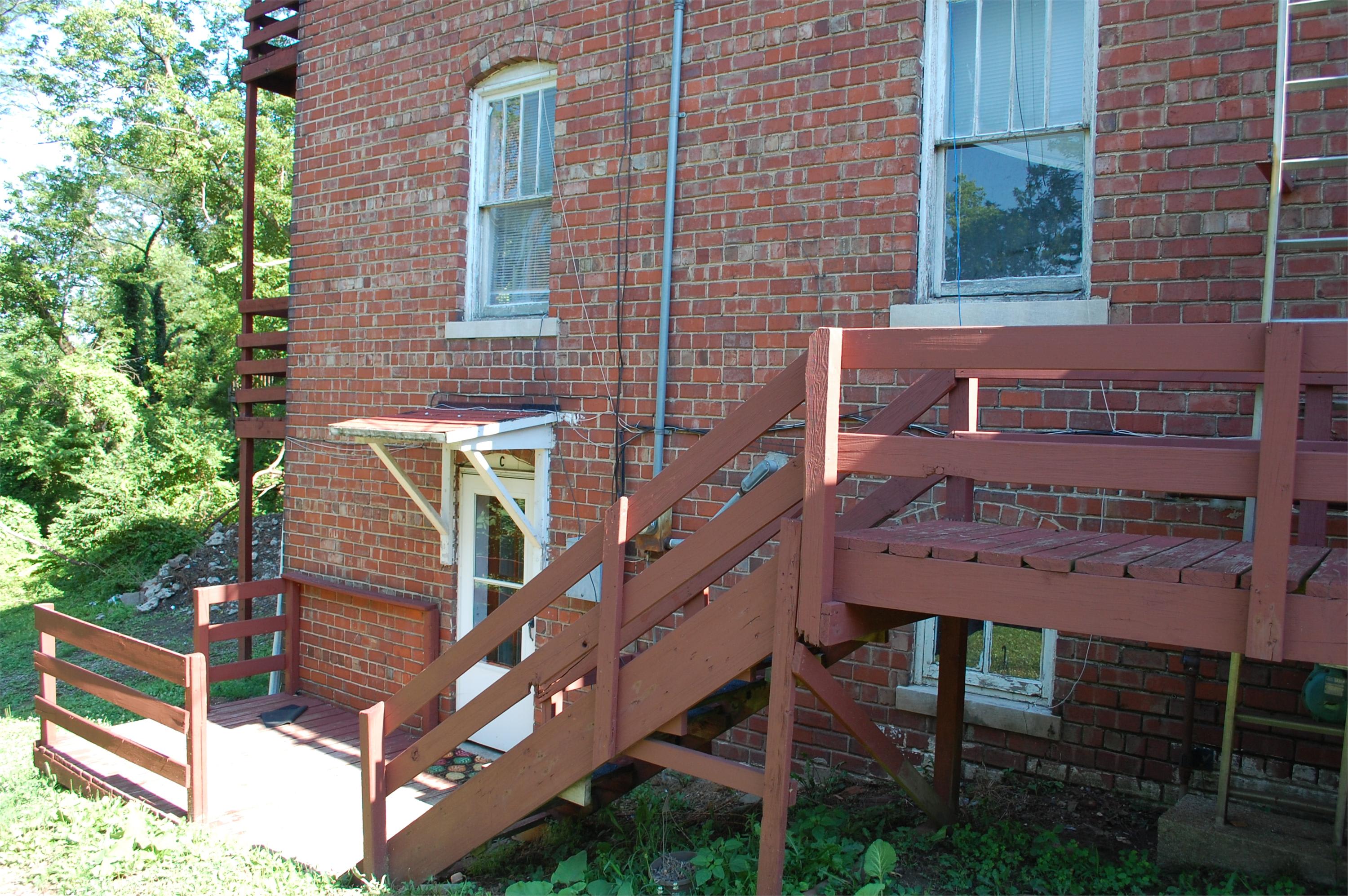 15 S High St – photo 1
