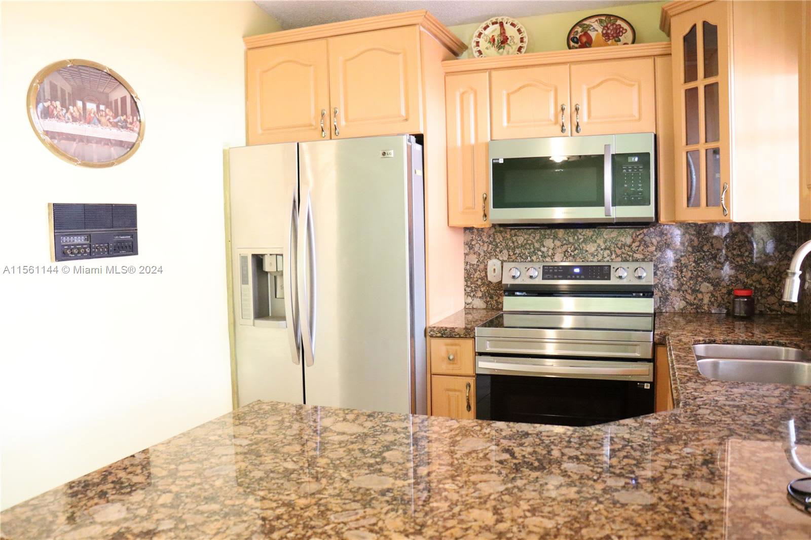 2605 W 71st Pl – photo 4