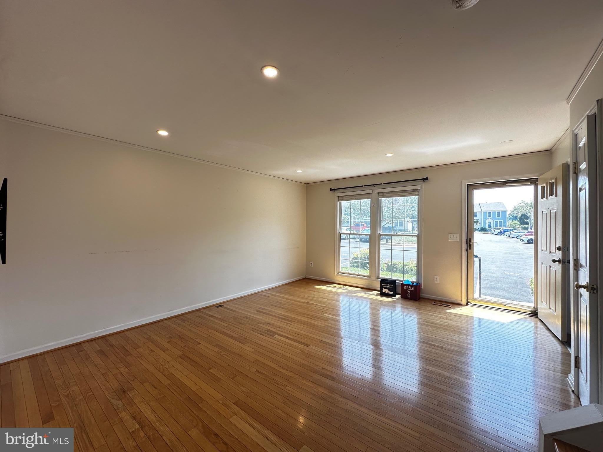 9799 MOCK ORANGE Court – photo 5
