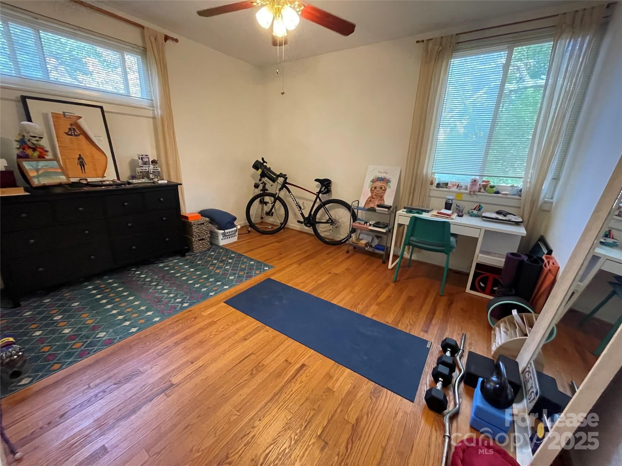 2513 Vail Avenue – photo 5