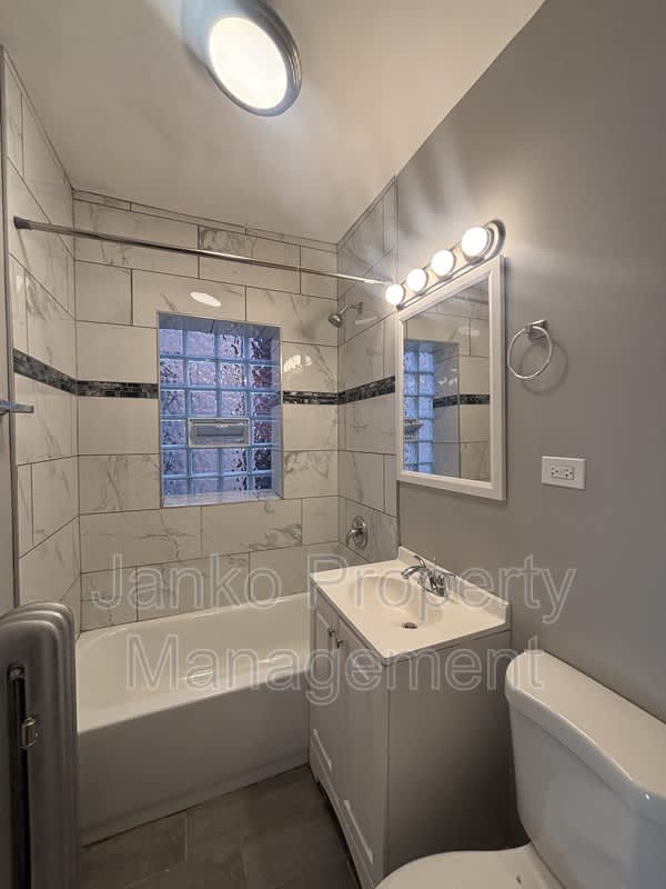 3116 W 61St St – photo 5