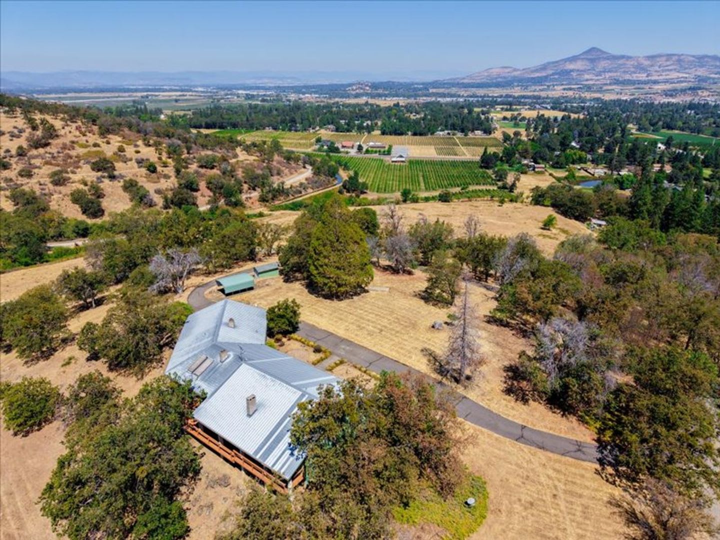 Ranch style 3 Bed 3 Bath home on 87 acres – photo 1