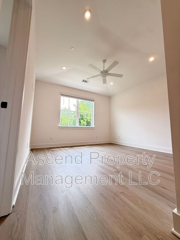 118 Leggo Ave – photo 2