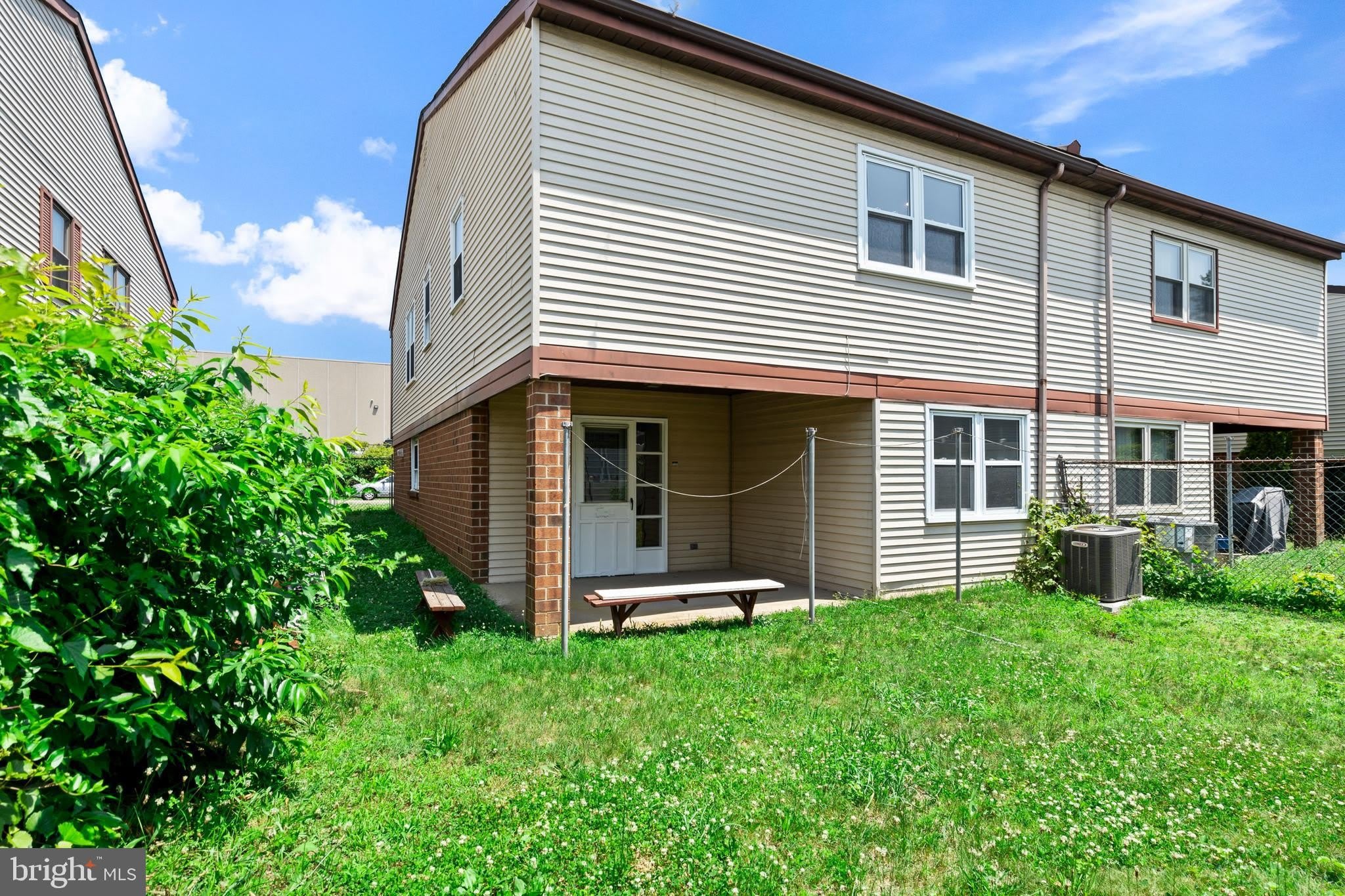 826 Hendrix Street – photo 4