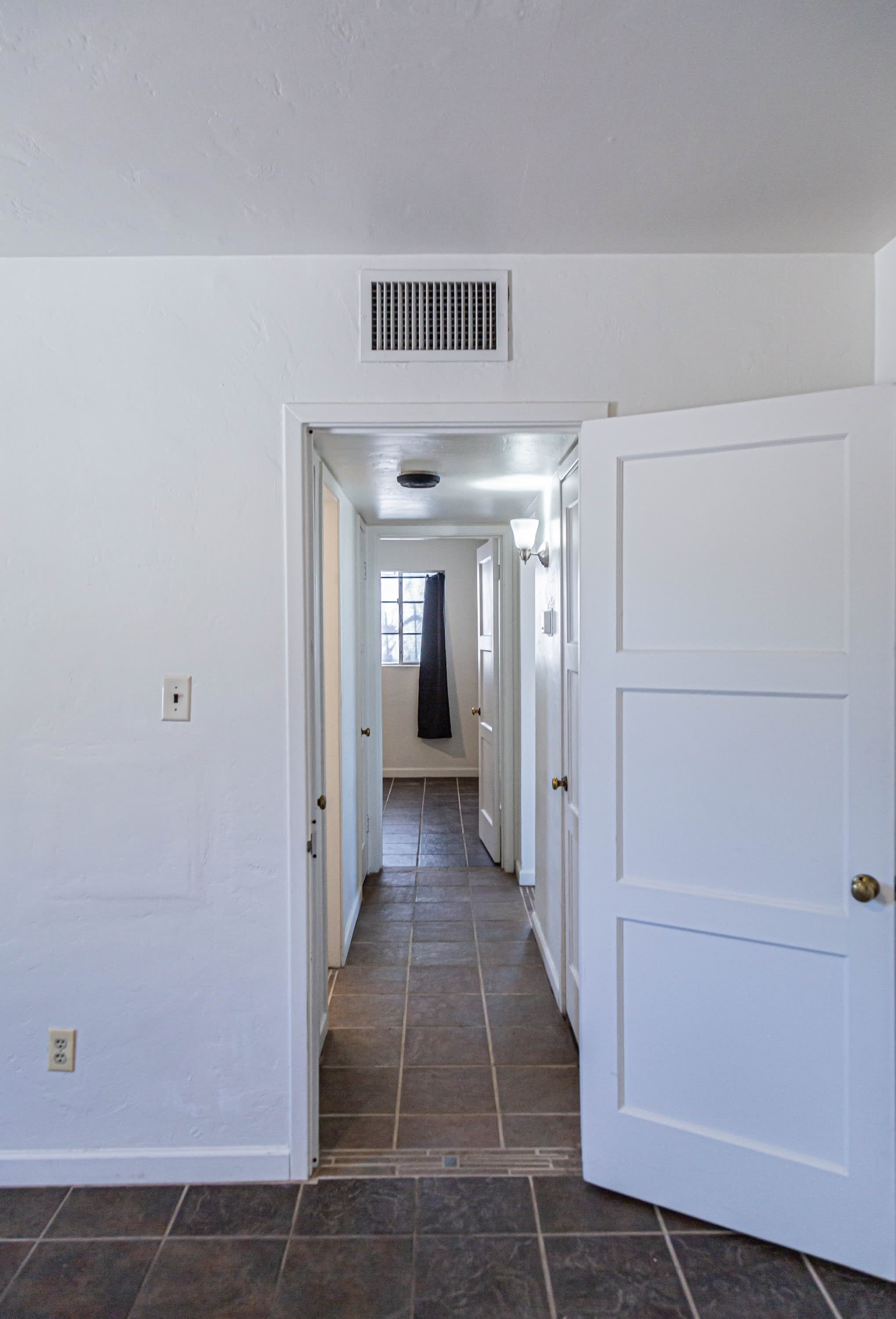 5042 East Eastland Street – photo 5