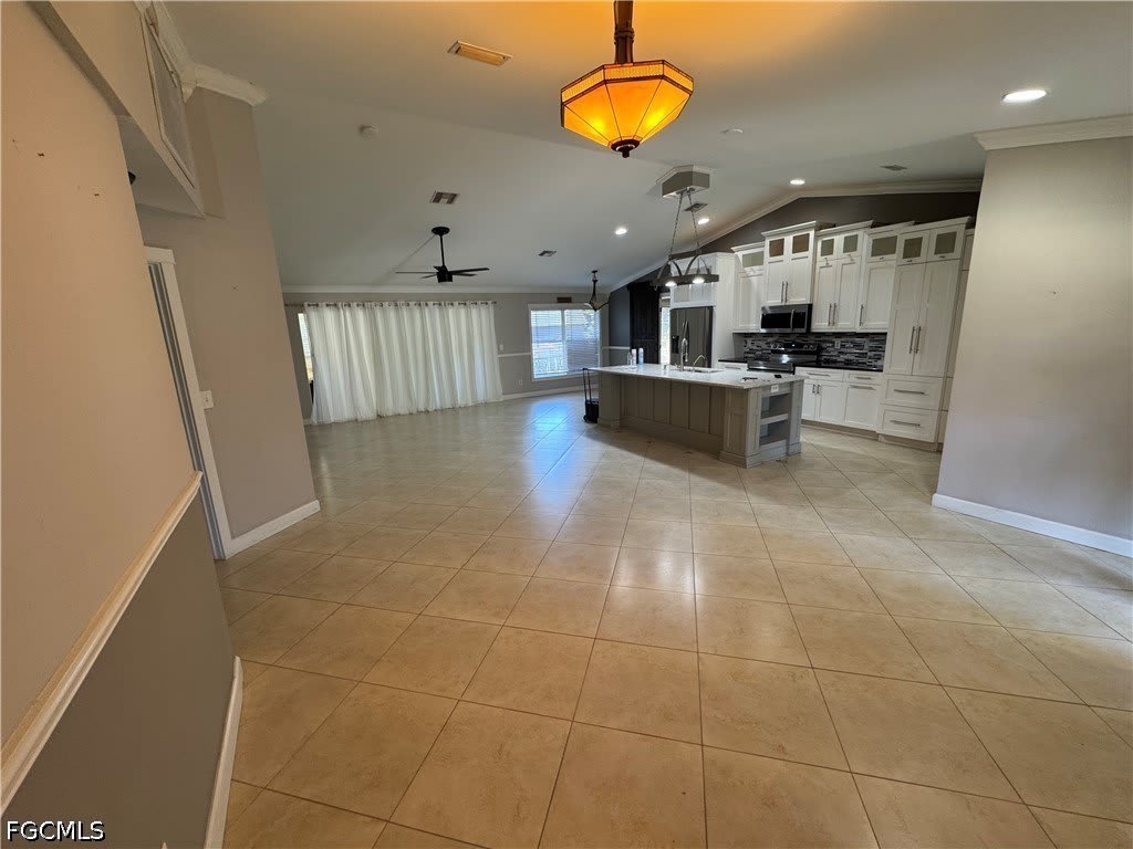 3313 35th Street W – photo 3