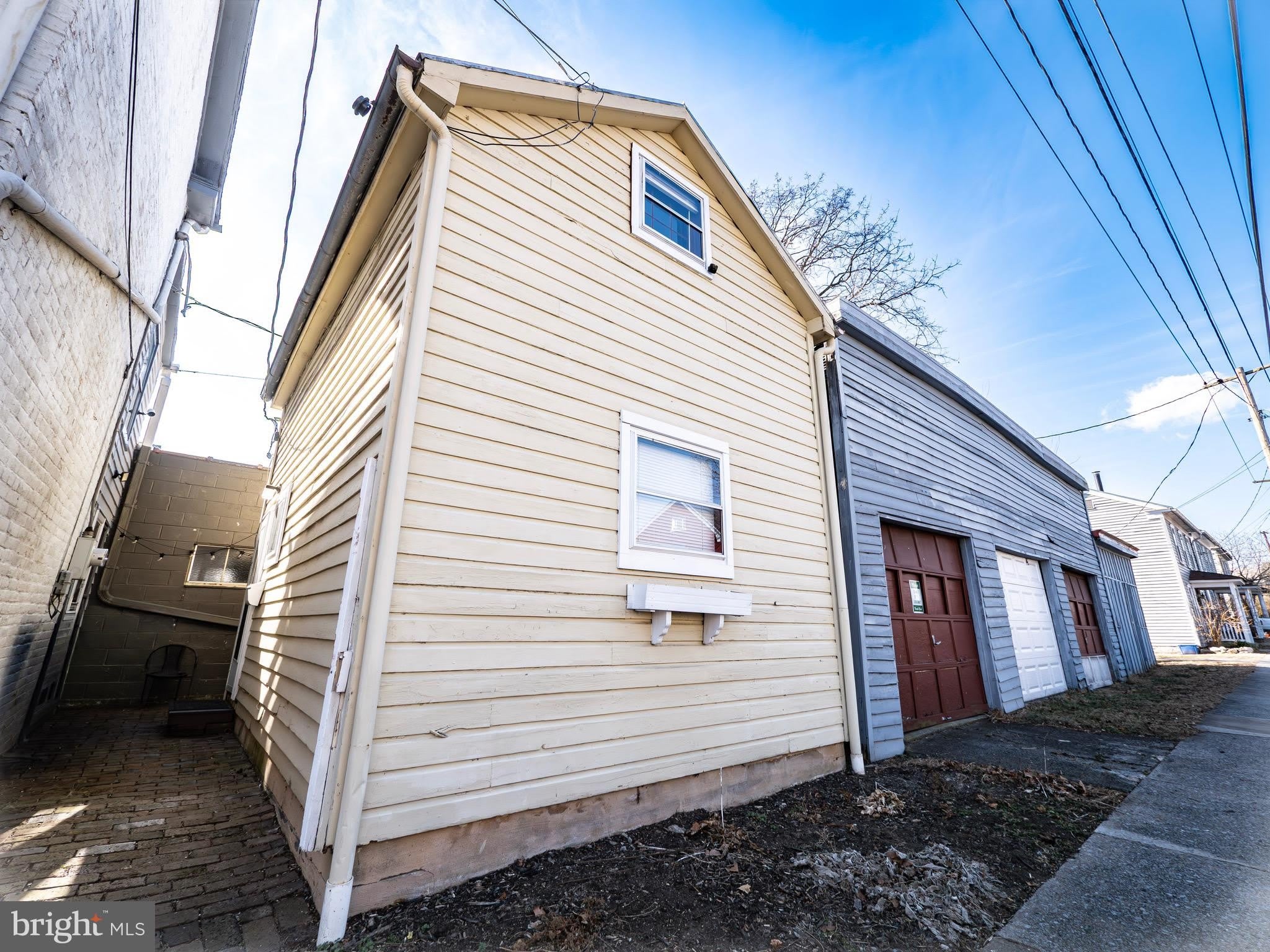 703 S LOUDOUN Street – photo 3